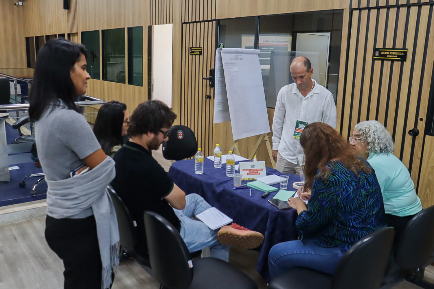 Câmara Municipal recebe apresentação do Programa Avança Chapada